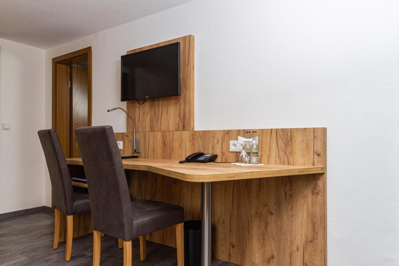 Landhotel Georgshof Huenfeld Ngoại thất bức ảnh