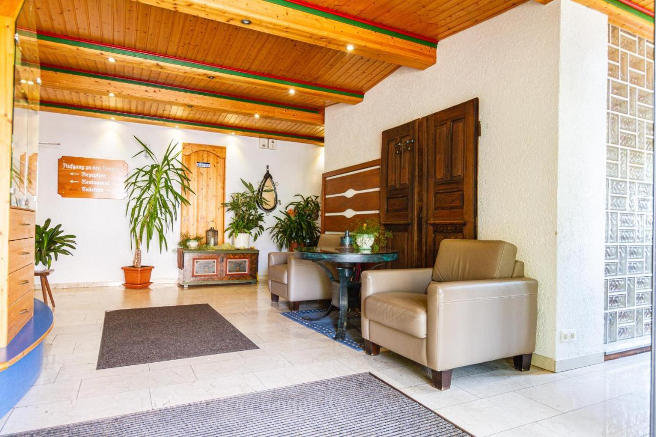 Landhotel Georgshof Huenfeld Ngoại thất bức ảnh