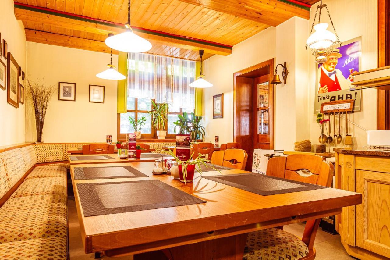 Landhotel Georgshof Huenfeld Ngoại thất bức ảnh