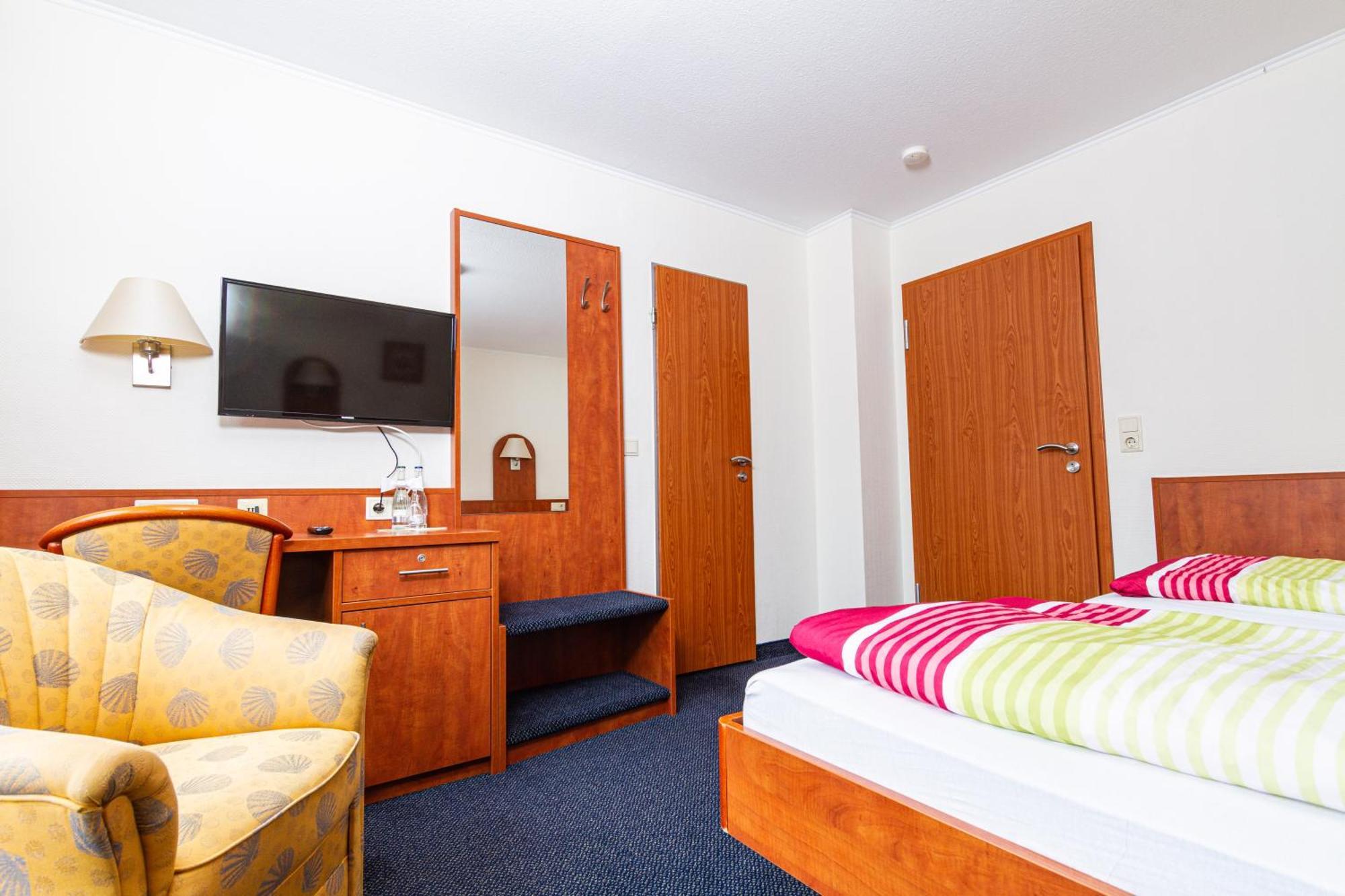 Landhotel Georgshof Huenfeld Phòng bức ảnh